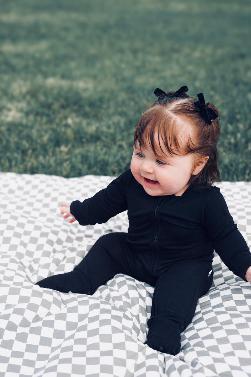 Foldover Zipper Sleeper | Carbon